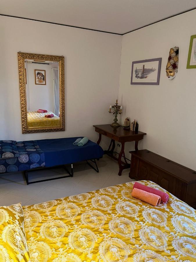Beatiful modern flat Venice centre with private lounge green area relax Exterior foto